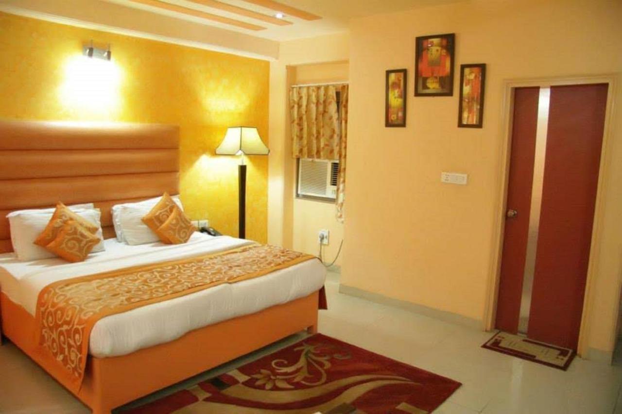 Hotel Classic Paradise New Delhi Ngoại thất bức ảnh