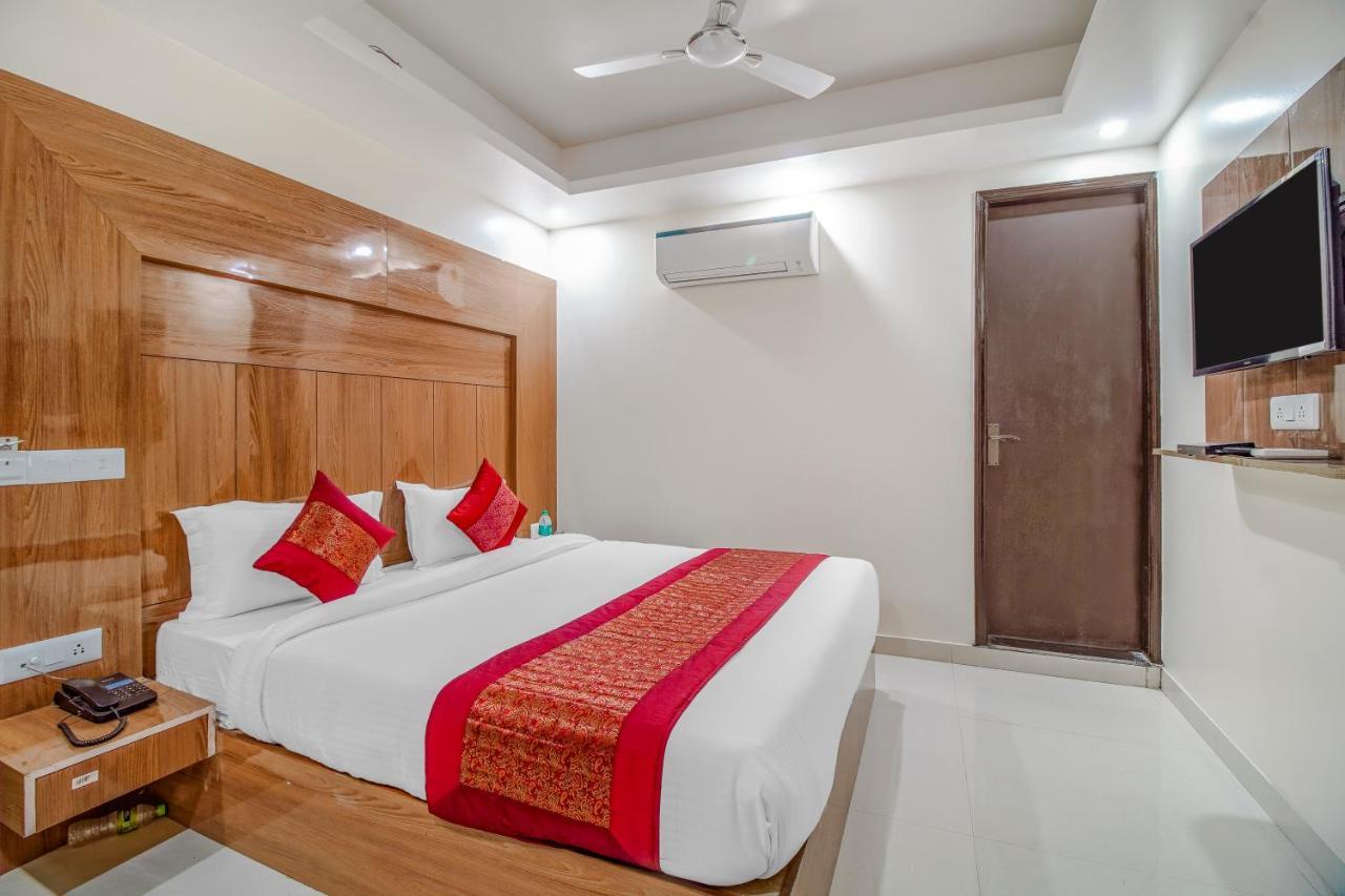 Hotel Classic Paradise New Delhi Ngoại thất bức ảnh