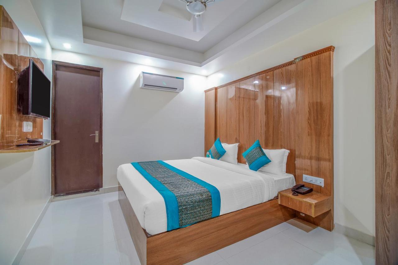 Hotel Classic Paradise New Delhi Ngoại thất bức ảnh