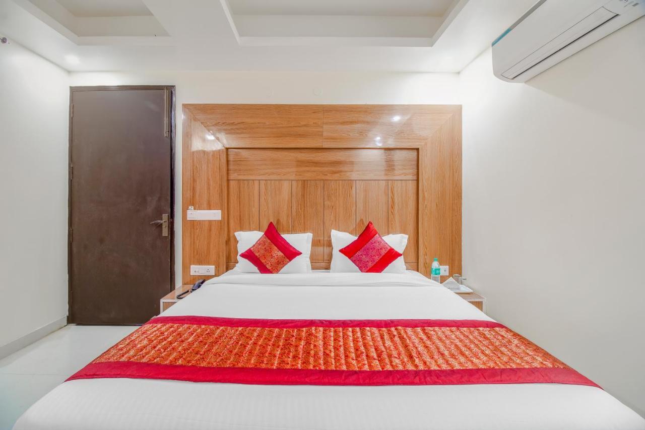Hotel Classic Paradise New Delhi Ngoại thất bức ảnh